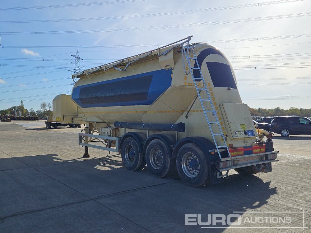 2016 Feldbinder Tri Axle Powder Tanker Trailer, Rear Lifting Axle - Remorque citerne: photos 3 2016 Feldbinder Tri Axle Powder Tanker Trailer, Rear Lifting Axle - Remorque citerne: photos 3