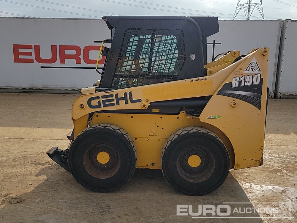 2016 Gehl R190 - Mini chargeuse: photos 2 2016 Gehl R190 - Mini chargeuse: photos 2