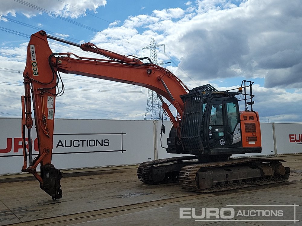 2016 Hitachi ZX225USLC-5B - Pelle sur chenille: photos 1 2016 Hitachi ZX225USLC-5B - Pelle sur chenille: photos 1