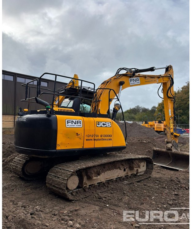 2016 JCB JS131LC - Pelle sur chenille: photos 3 2016 JCB JS131LC - Pelle sur chenille: photos 3