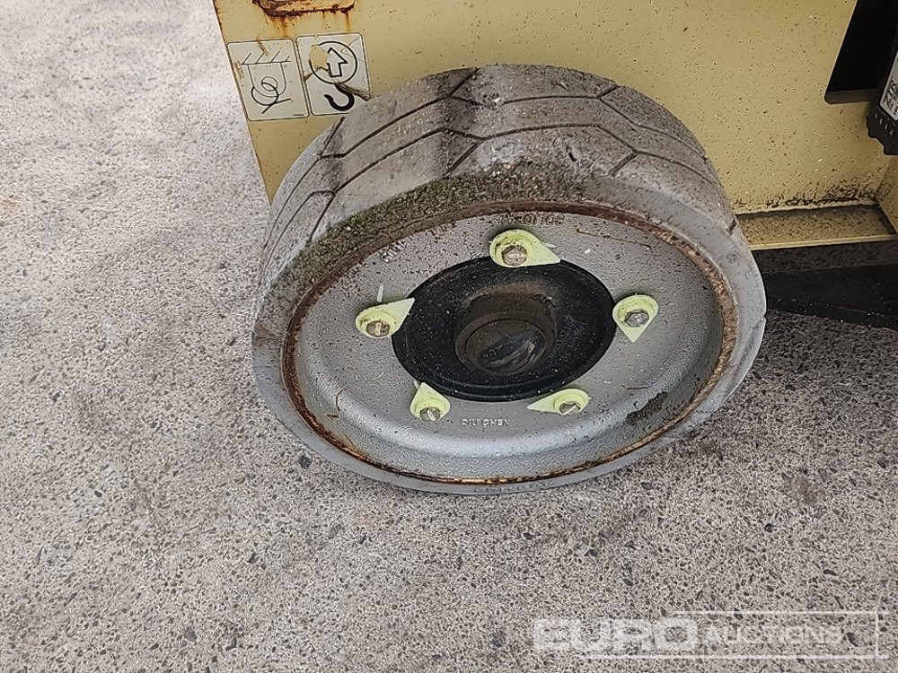 Nacelle ciseaux 2016 JLG 2632ES: photos 8 Nacelle ciseaux 2016 JLG 2632ES: photos 8