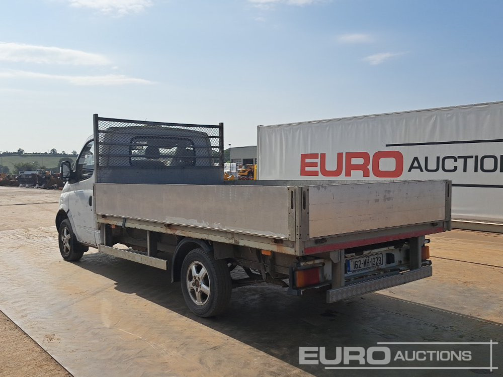 2016 LDV V80 - Utilitaire plateau: photos 3 2016 LDV V80 - Utilitaire plateau: photos 3