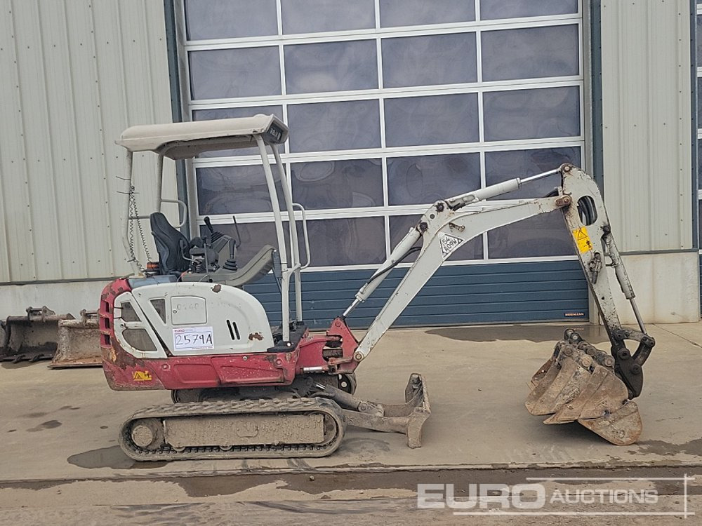 2016 Takeuchi TB216 - Mini pelle: photos 2 2016 Takeuchi TB216 - Mini pelle: photos 2