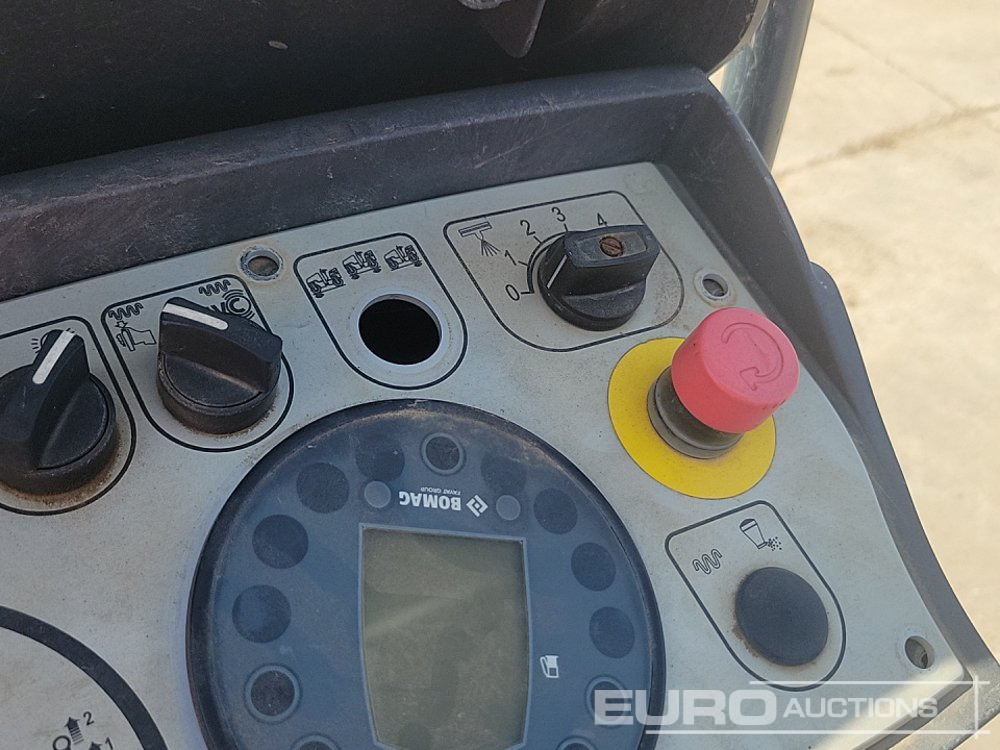 Rouleau compresseur 2017 Bomag BW80AD-5: photos 27