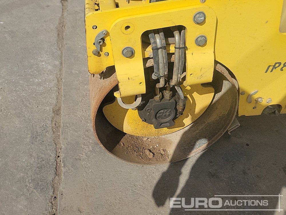 Rouleau compresseur 2017 Bomag BW80AD-5: photos 9