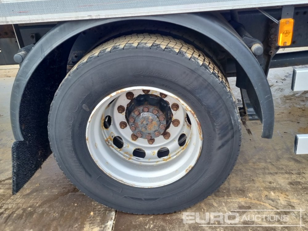 Camion fourgon 2017 DAF CF260: photos 12