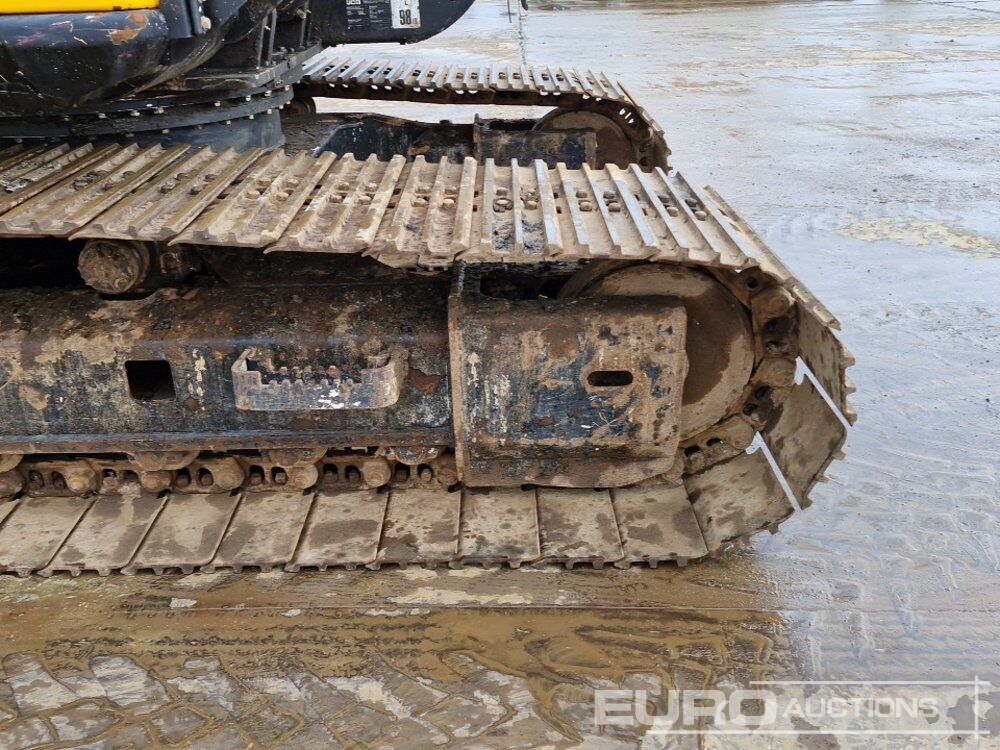 Pelle sur chenille 2017 JCB JS131LC: photos 15