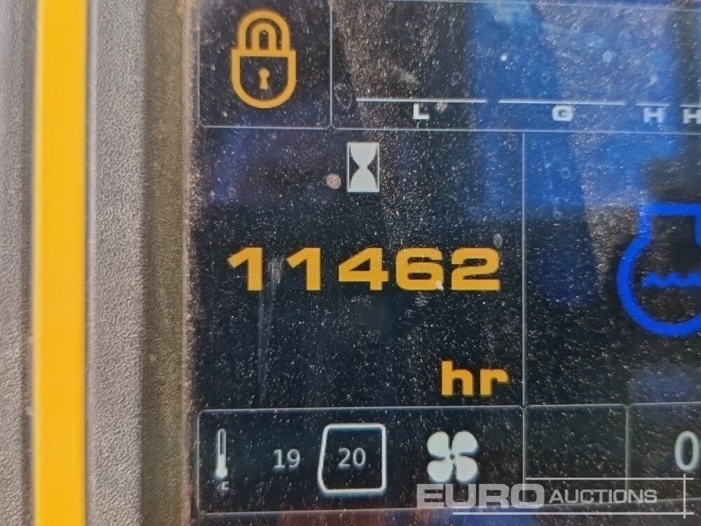 Pelle sur chenille 2017 JCB JS131LC: photos 41