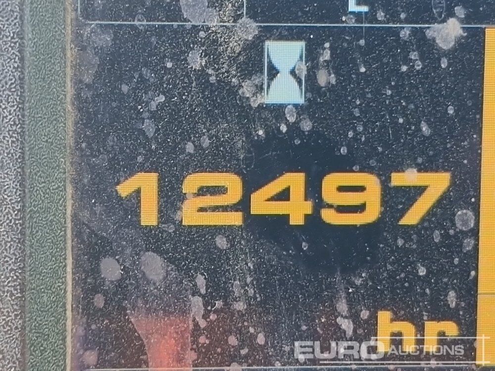 Pelle sur chenille 2017 JCB JS145LC 4F: photos 48