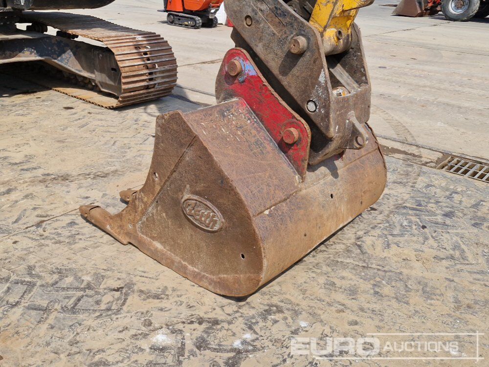 Pelle sur chenille 2017 JCB JS145LC 4F: photos 16