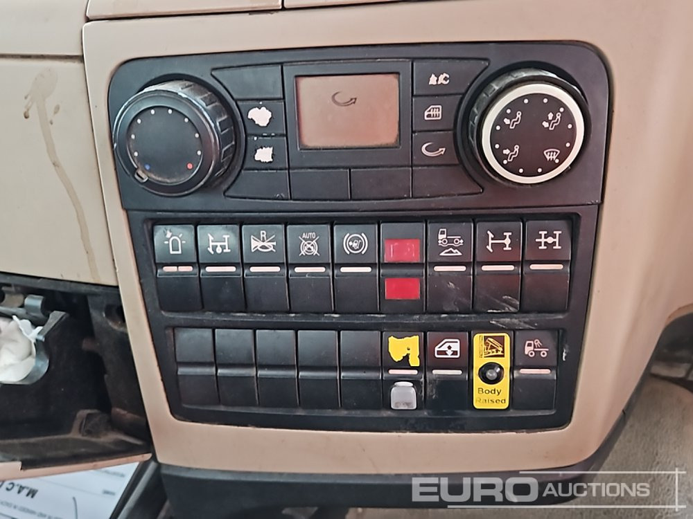 Camion benne 2017 MAN TGS35.420: photos 35