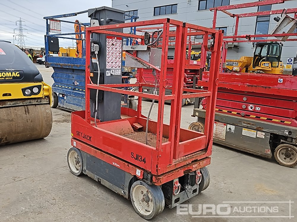 2017 SkyJack SJ12 - Nacelle: photos 3 2017 SkyJack SJ12 - Nacelle: photos 3