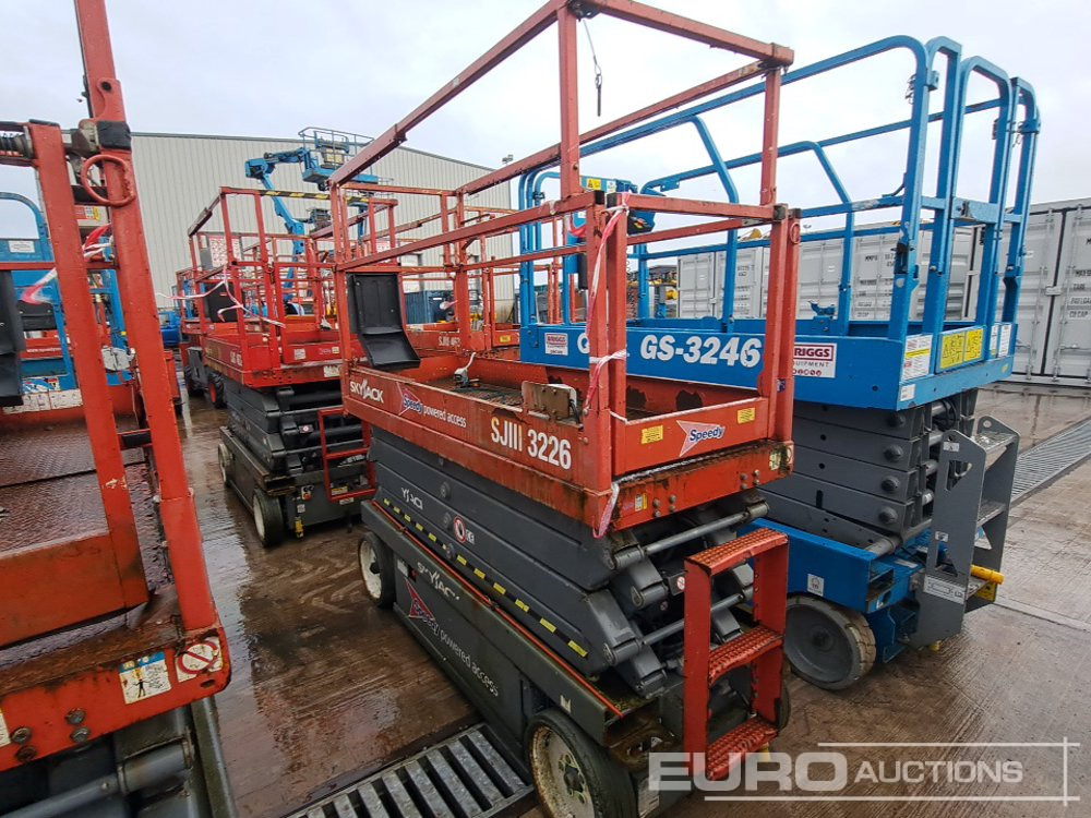 2017 SkyJack SJ3226 - Nacelle: photos 2 2017 SkyJack SJ3226 - Nacelle: photos 2