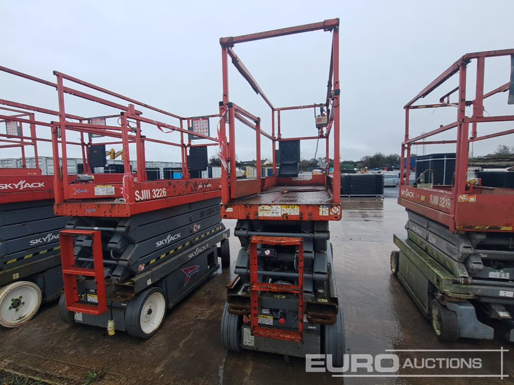 2017 SkyJack SJ3226 - Nacelle: photos 3 2017 SkyJack SJ3226 - Nacelle: photos 3