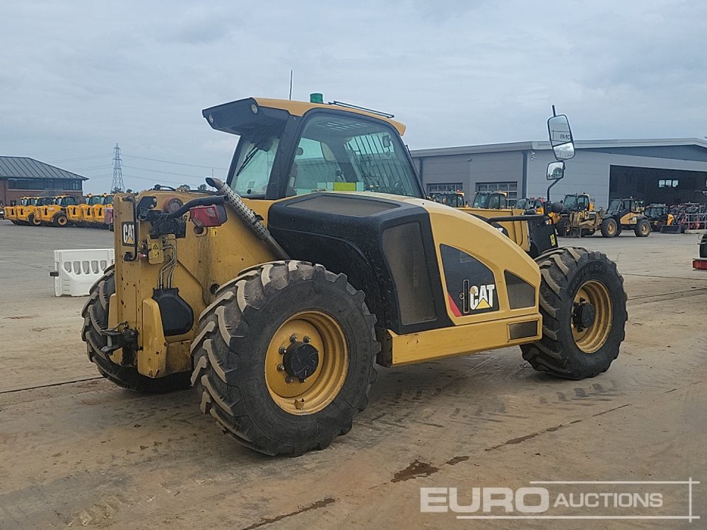 2018 CAT TH408D - Chariot télescopique: photos 5 2018 CAT TH408D - Chariot télescopique: photos 5