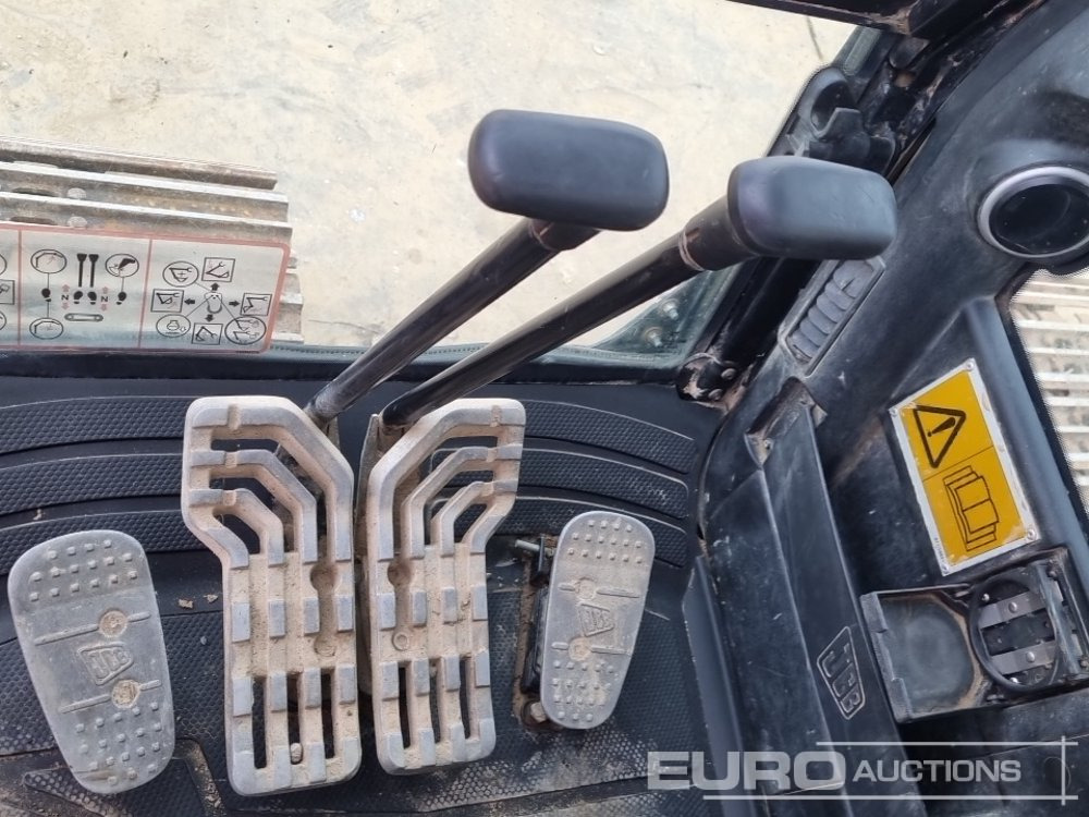 Pelle sur chenille 2018 JCB JS131LC: photos 46