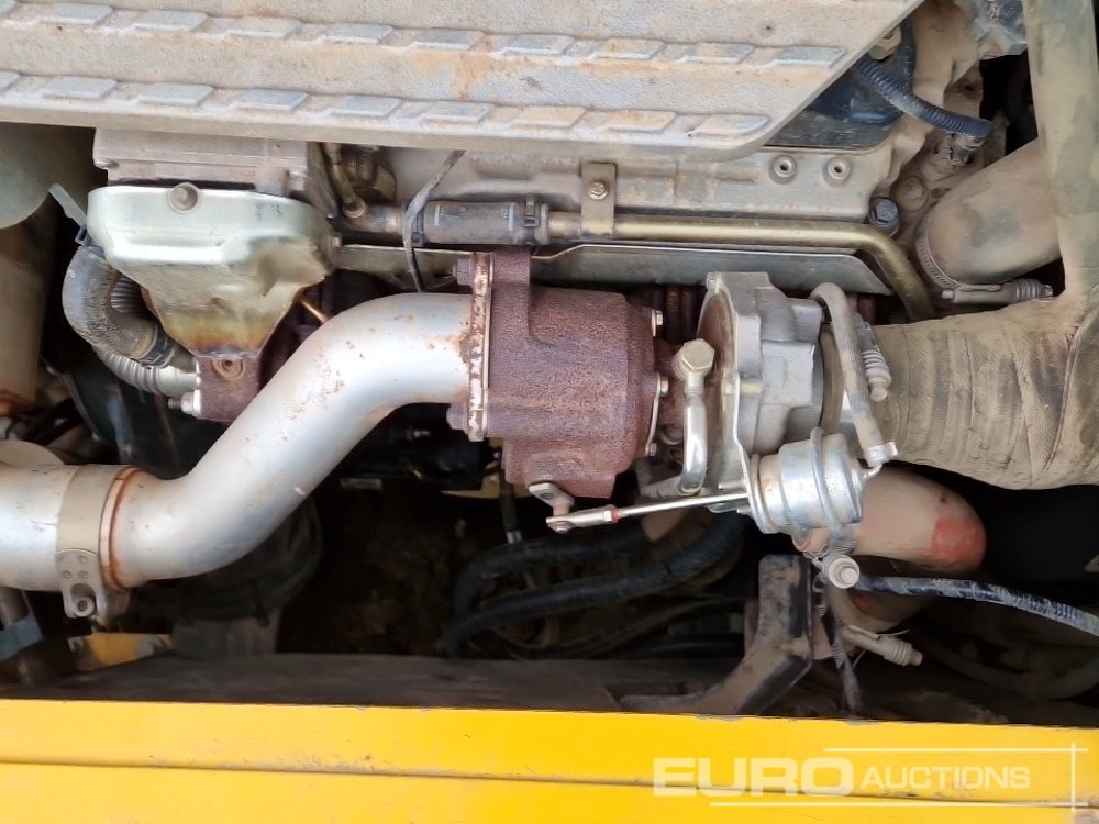 Pelle sur chenille 2018 JCB JS131LC: photos 36