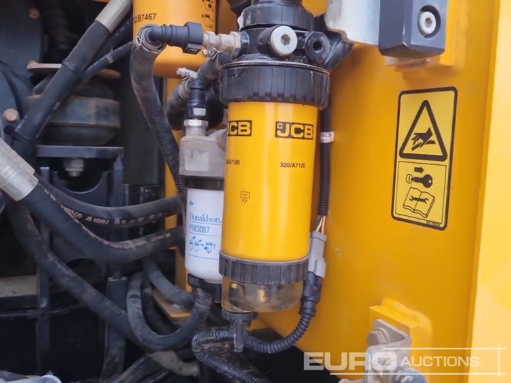 Pelle sur chenille 2018 JCB JS131LC: photos 34