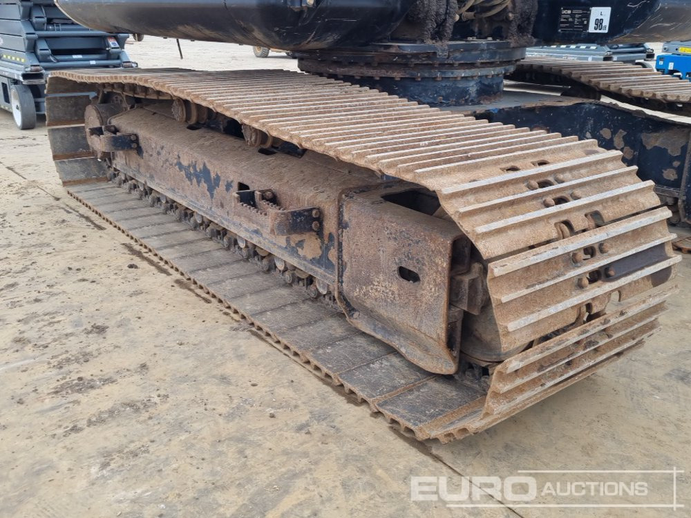 Pelle sur chenille 2018 JCB JS131LC: photos 16