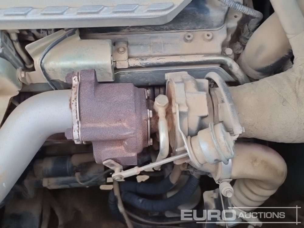 Pelle sur chenille 2018 JCB JS131LC: photos 29