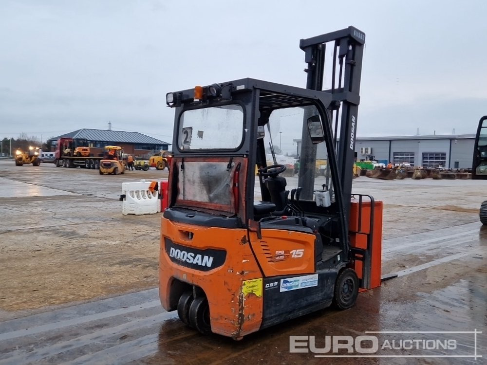 2019 Doosan B15T-7 - Chariot élévateur: photos 5 2019 Doosan B15T-7 - Chariot élévateur: photos 5