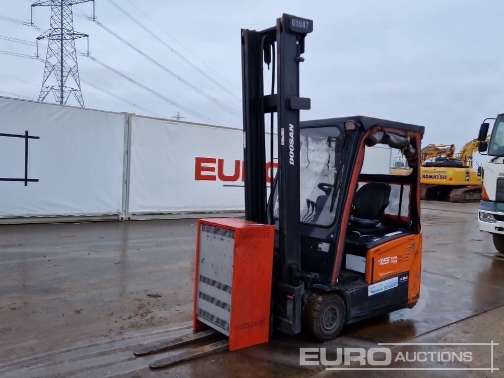 2019 Doosan B15T-7 - Chariot élévateur: photos 1 2019 Doosan B15T-7 - Chariot élévateur: photos 1