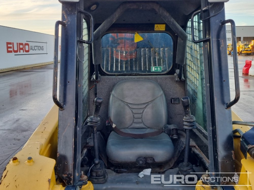 Mini chargeuse 2019 Gehl R150: photos 30 Mini chargeuse 2019 Gehl R150: photos 30