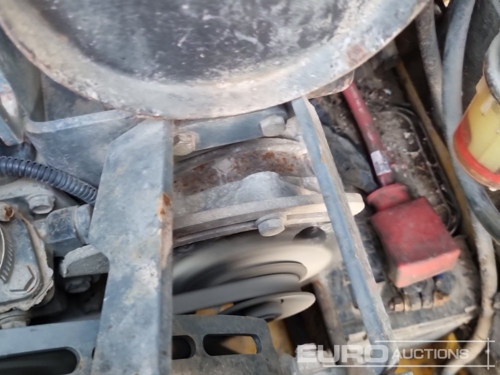 Mini chargeuse 2019 Gehl R150: photos 27 Mini chargeuse 2019 Gehl R150: photos 27