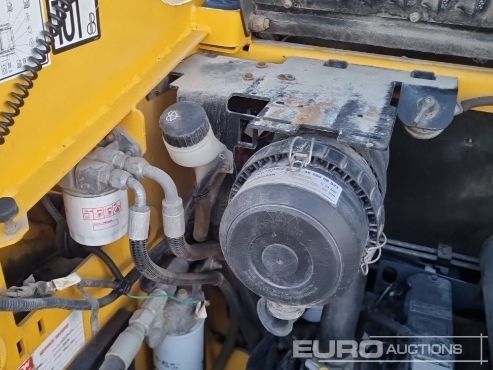 Mini chargeuse 2019 Gehl R150: photos 24 Mini chargeuse 2019 Gehl R150: photos 24