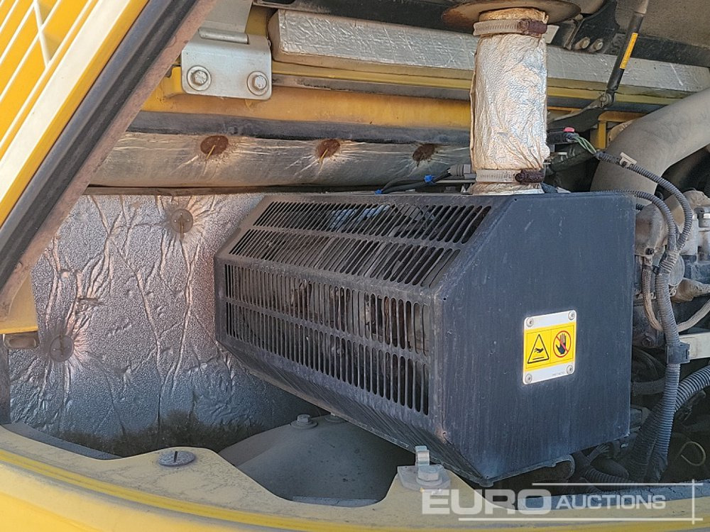 Mini pelle 2019 Komatsu PC80MR-5: photos 43