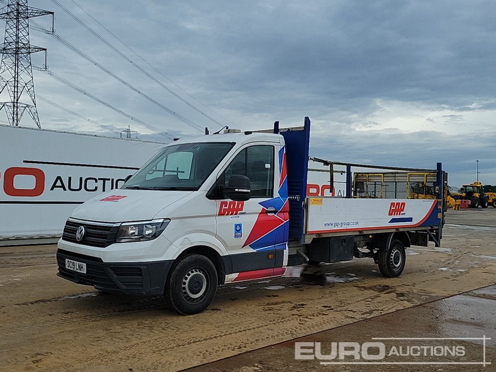 2019 Volkswagen Crafter CR35 - Utilitaire plateau: photos 1 2019 Volkswagen Crafter CR35 - Utilitaire plateau: photos 1