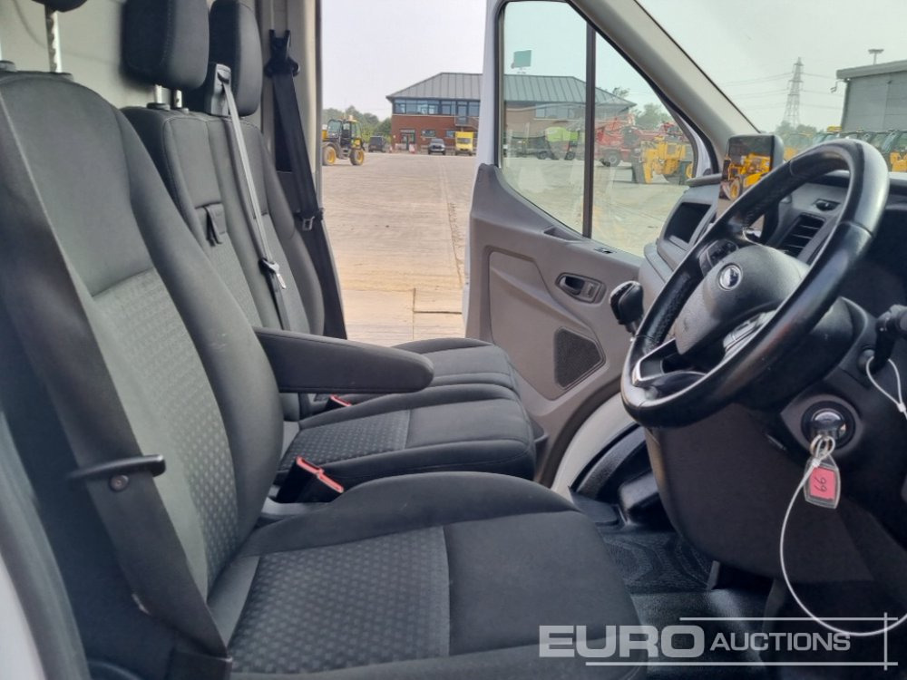 Fourgon utilitaire 2020 Ford Transit 350: photos 27