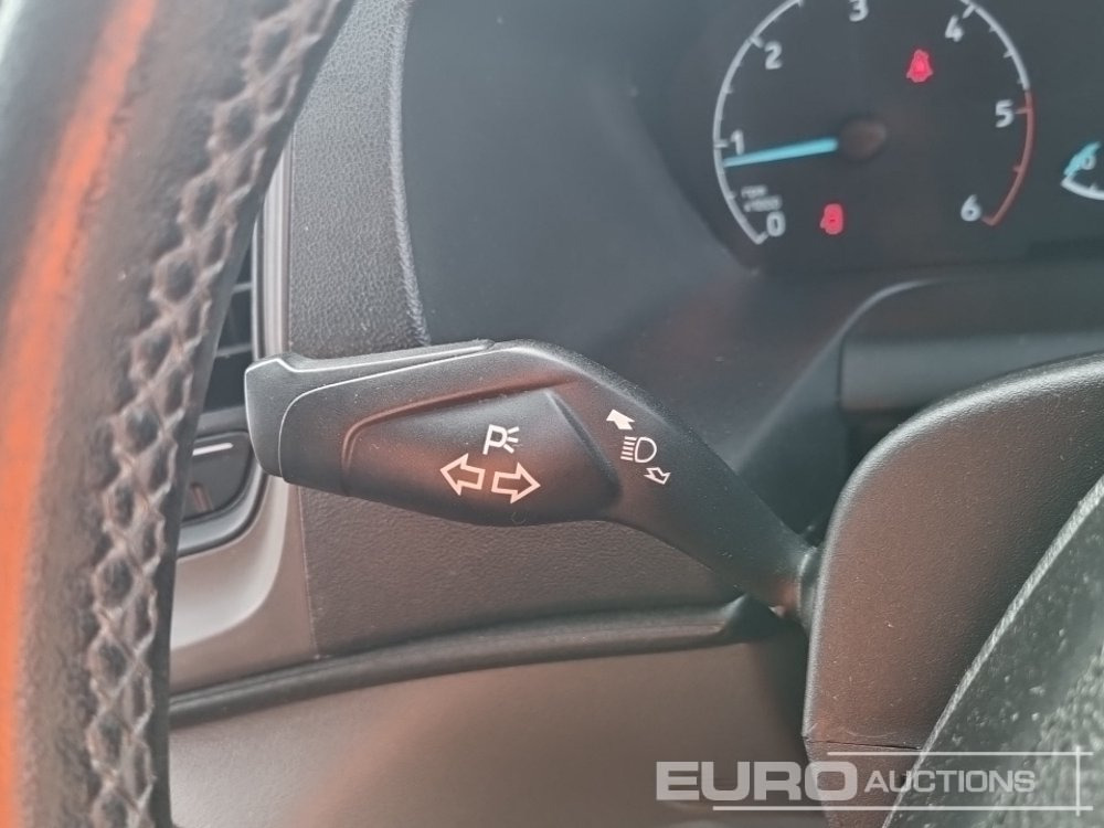 Fourgon utilitaire 2020 Ford Transit 350: photos 31