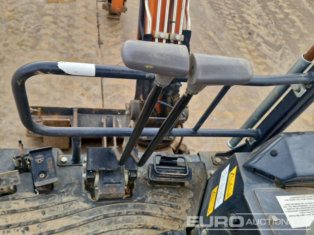 Mini pelle 2020 Hitachi ZX19U-6 YR: photos 38