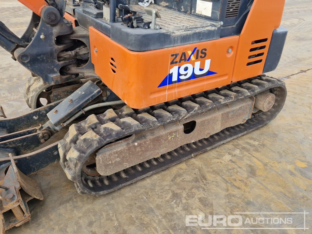 Mini pelle 2020 Hitachi ZX19U-6 YR: photos 10