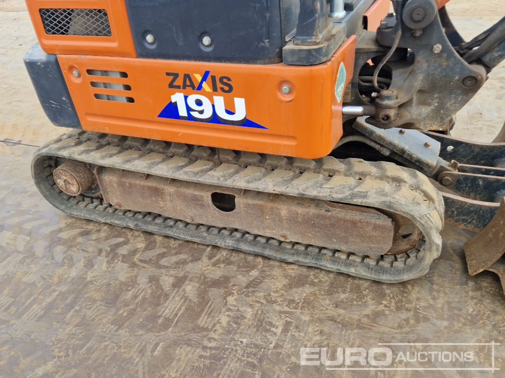 Mini pelle 2020 Hitachi ZX19U-6 YR: photos 16