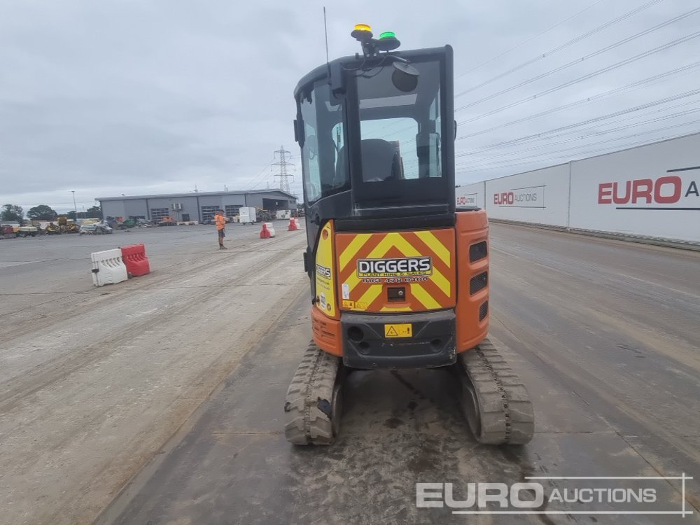 2020 Hitachi ZX26U-6 CR - Mini pelle: photos 4 2020 Hitachi ZX26U-6 CR - Mini pelle: photos 4
