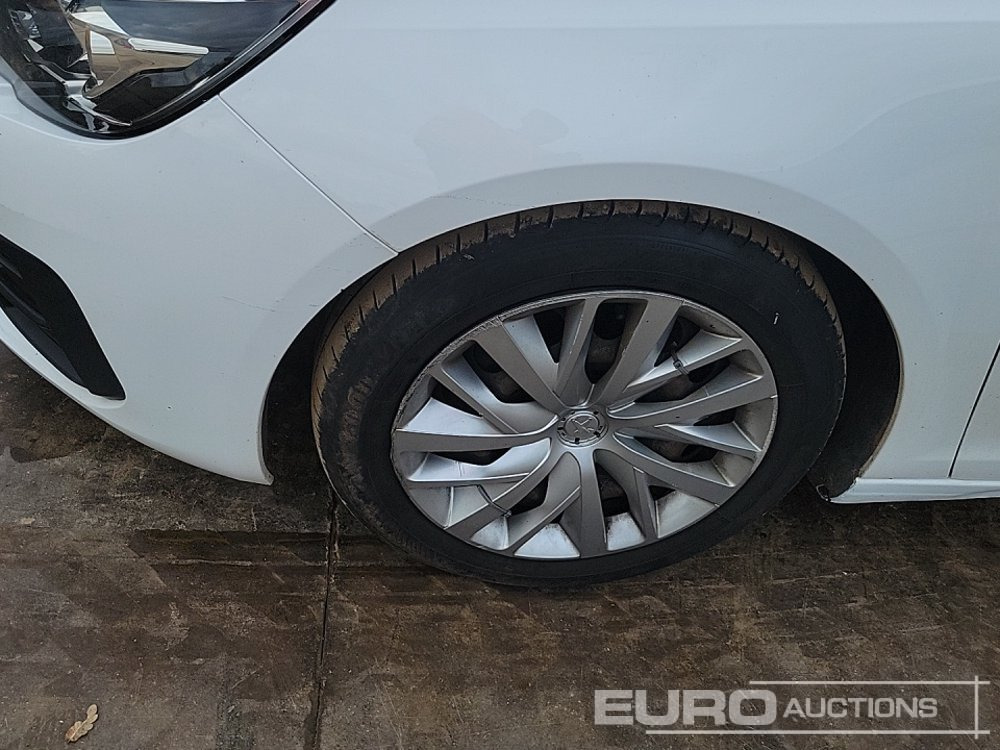 Voiture 2020 Peugeot 308: photos 9