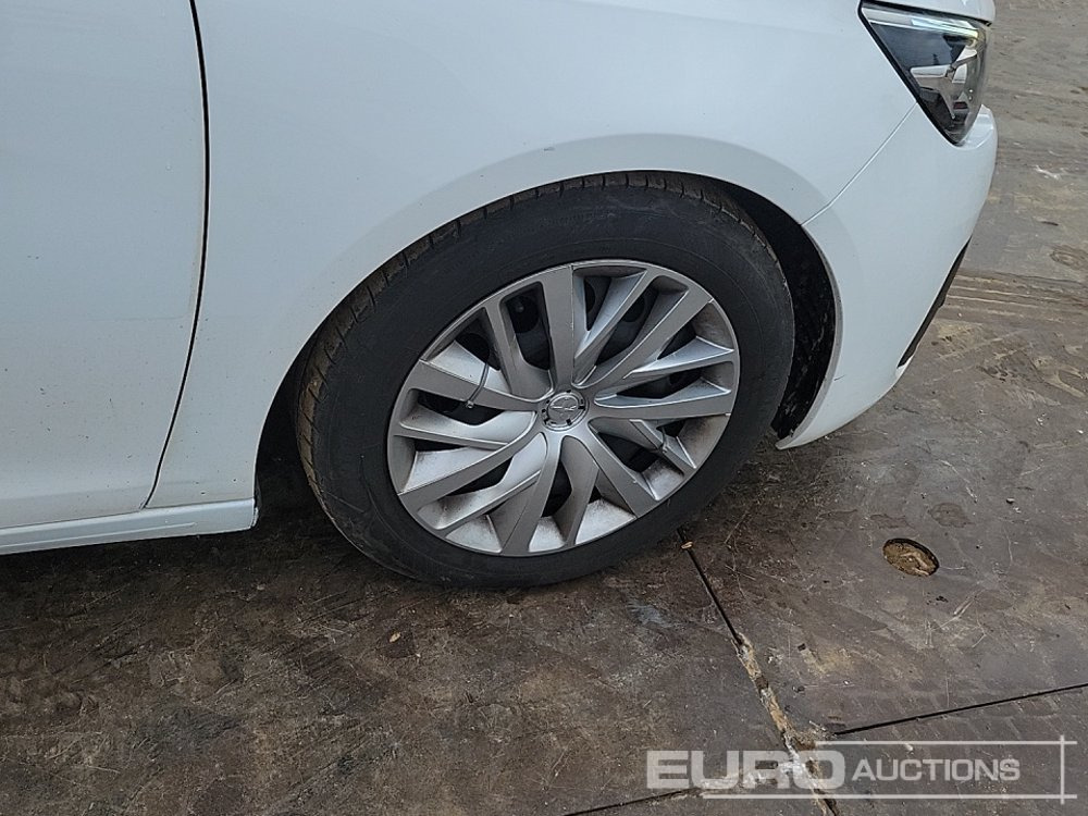 Voiture 2020 Peugeot 308: photos 12