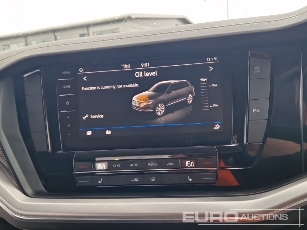 SUV 2020 Volkswagen Touareg: photos 34