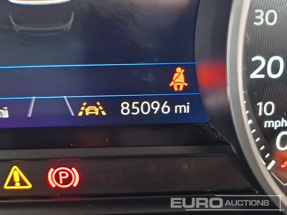 SUV 2020 Volkswagen Touareg: photos 49