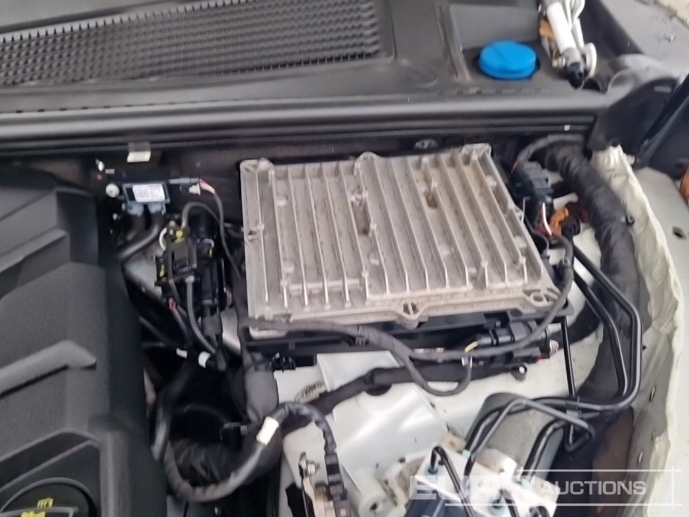 SUV 2020 Volkswagen Touareg: photos 44