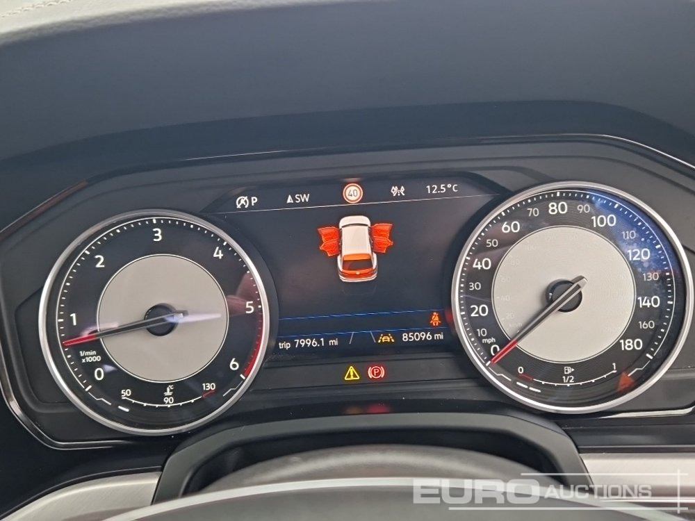 SUV 2020 Volkswagen Touareg: photos 33