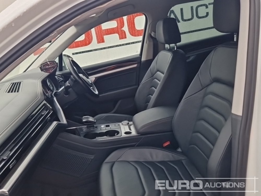 SUV 2020 Volkswagen Touareg: photos 13