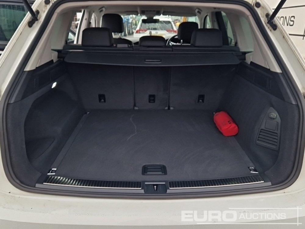 SUV 2020 Volkswagen Touareg: photos 20
