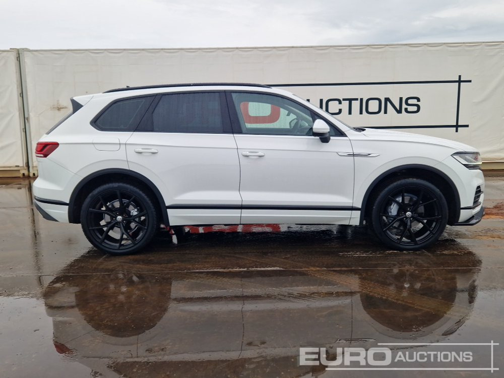 SUV 2020 Volkswagen Touareg: photos 6