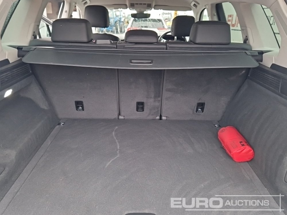SUV 2020 Volkswagen Touareg: photos 19