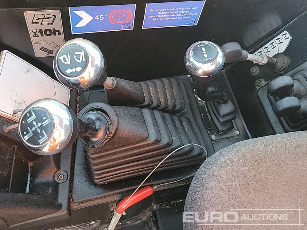 Chariot télescopique 2021 JCB 540-140 Hi Viz: photos 34 Chariot télescopique 2021 JCB 540-140 Hi Viz: photos 34