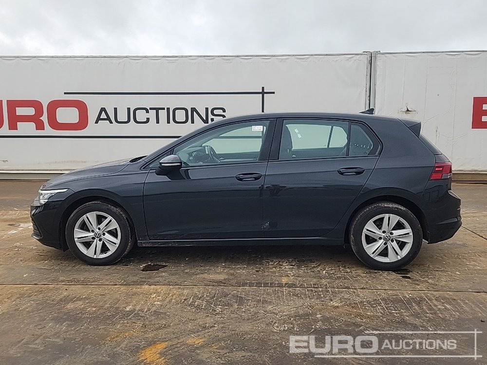2021 Volkswagen Golf - Voiture: photos 2 2021 Volkswagen Golf - Voiture: photos 2