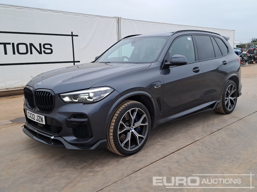 2022 BMW X5 45E M-Sport - SUV: photos 1 2022 BMW X5 45E M-Sport - SUV: photos 1
